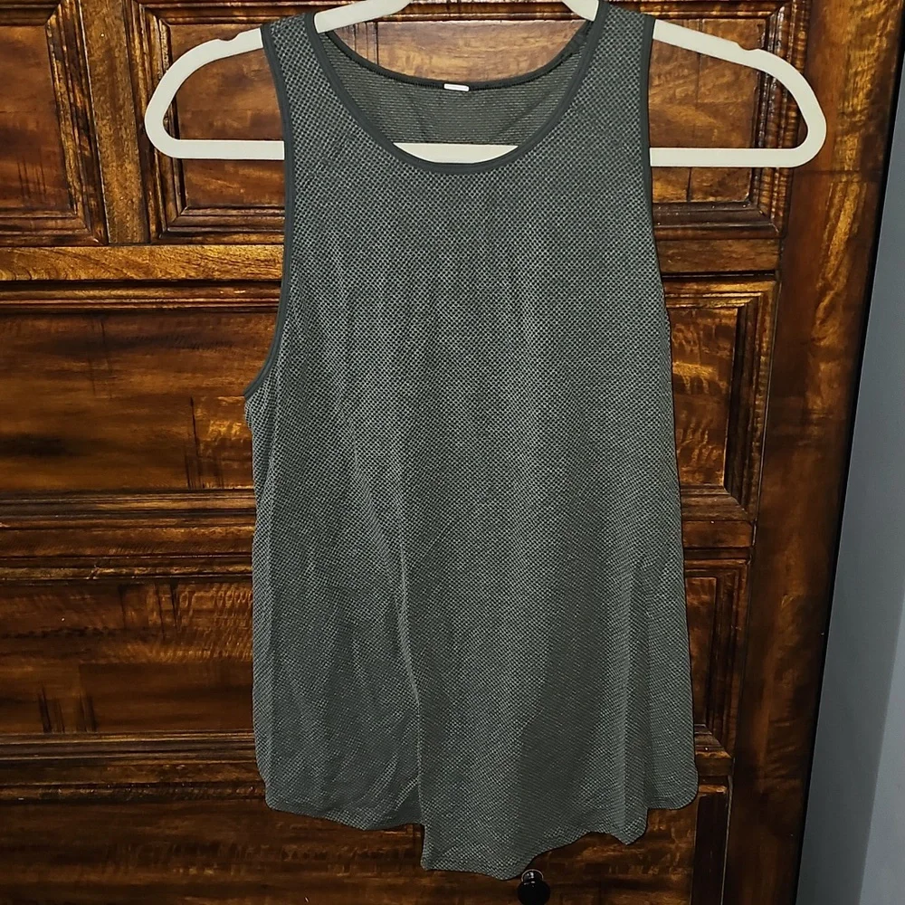 Lululemon Open Back Tank Top, Green! P2P Is 16
